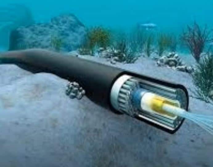 चंद सेकेंड्स में डाउनलोड हो जाएगी फिल्म, समुद्र में ऐसे बिछाई गई केबल