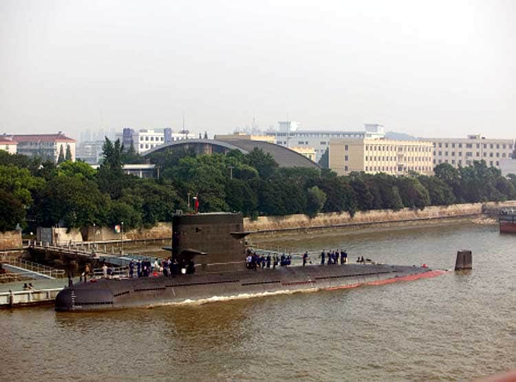 चीन समुद्री तहखाने में छिपाता है अपनी पनडुब्बियां, पहली बार आई तस्वीर