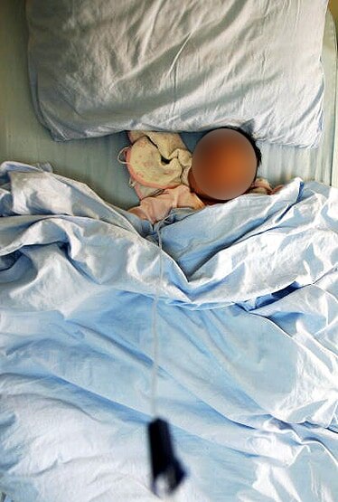 18वीं मंजिल से गिरा 4 साल का बच्चा, पर जाको राखे साइयां, मार सके न कोय