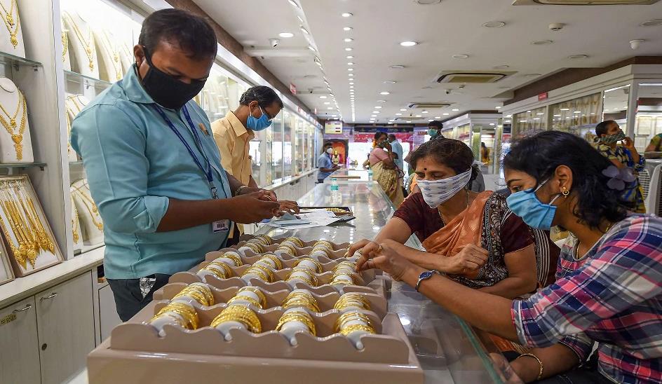 सस्ते रेट पर निवेश का मौका