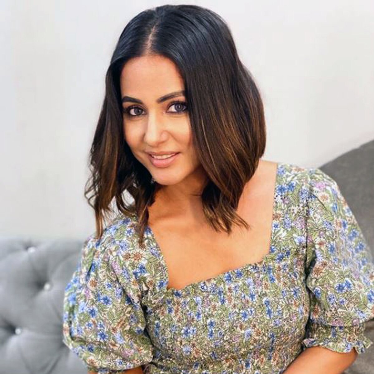 टीवी एक्ट्रेस हिना खान