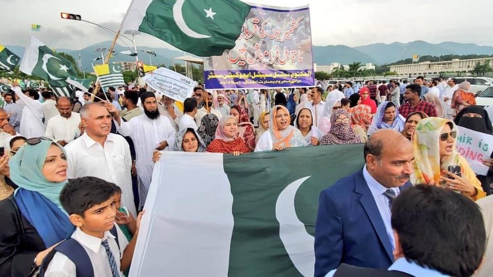 Pakistan-Israel Ties: पाकिस्तान भी क्या इजरायल से करेगा दोस्ती? बोले इमरान खान