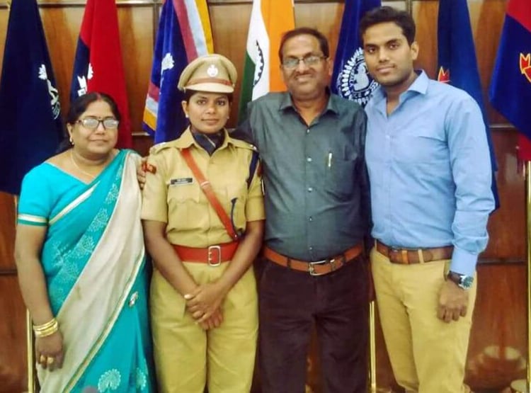 दो बार की IPS लेडी को कलेक्टर बनने का जुनून, 5वीं बार में सपना पूरा