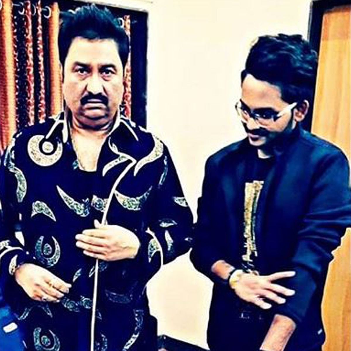 पिता कुमार सानू संग जान