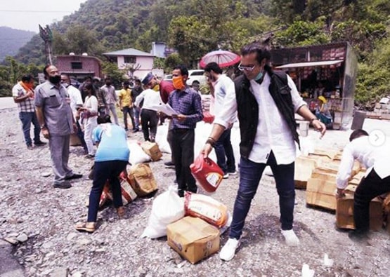 कोरोना: मदद को आगे जुबीन नौट‍ियाल, छह हजार पर‍िवारों तक पहुंचाई राहत सामग्री