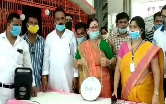 कानपुर की मेयर का फरमान, गंदगी फैलाई तो घर पर बजेगी डुगडुगी