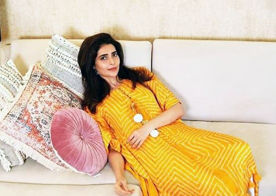 यलो आउटफिट में छाया KKK 10 विनर करिश्मा तन्ना का अंदाज, शेयर की फोटोज