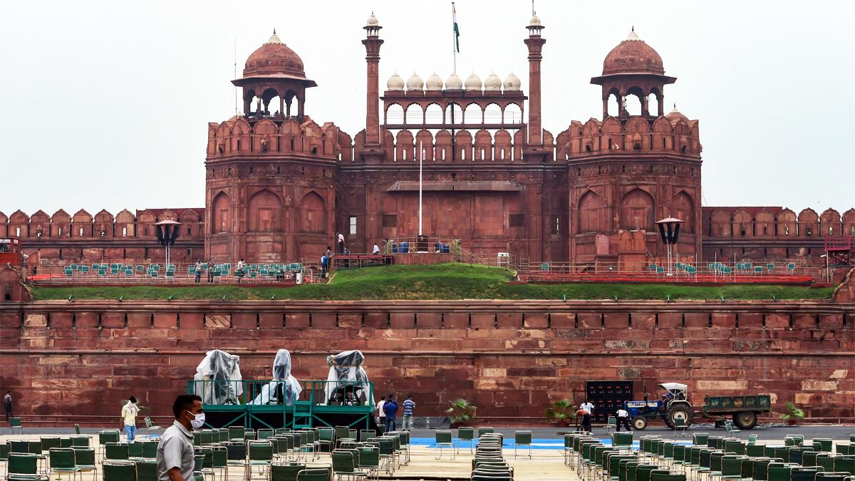 लाल किले पर स्वतंत्रता दिवस समारोह की तैयारियां