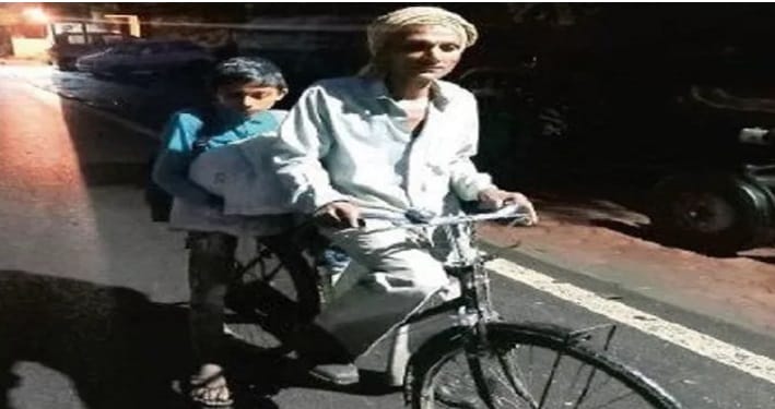 बेटे को परीक्षा दिलाने के लिए पिता ने 105 किमी तक चलाई साइकिल
