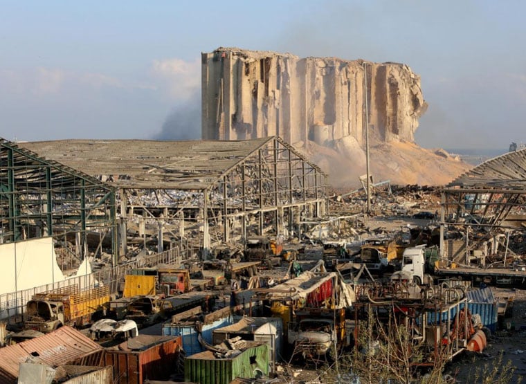 बेरूत धमाके में खाक हुए राशन के गोदाम, नहीं बचा एक महीने का भी अनाज