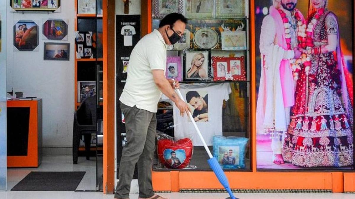 अनलॉक-4 की गाइडलाइंस जारी (Photo: File)