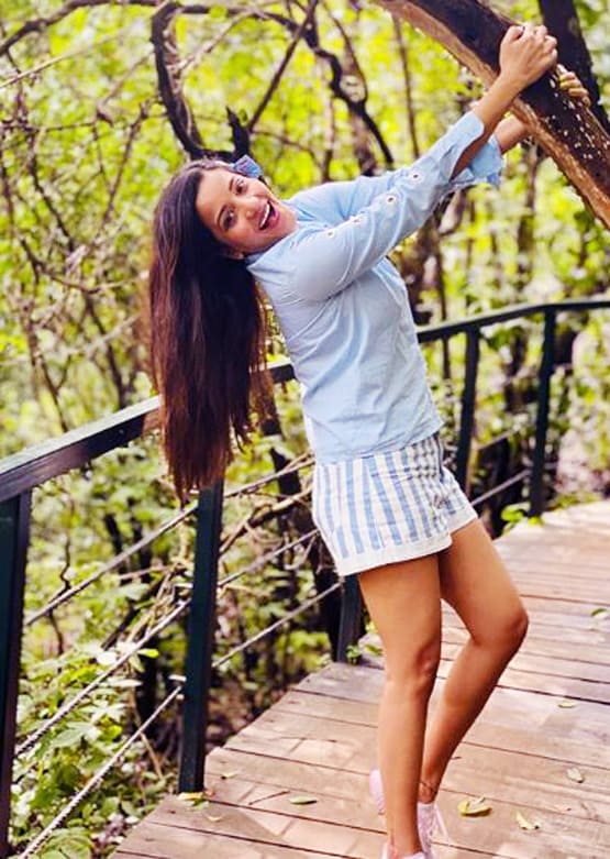 पति संग टूर पर निकलीं टीवी एक्ट्रेस मोनालिसा, शेयर की शानदार फोटोज