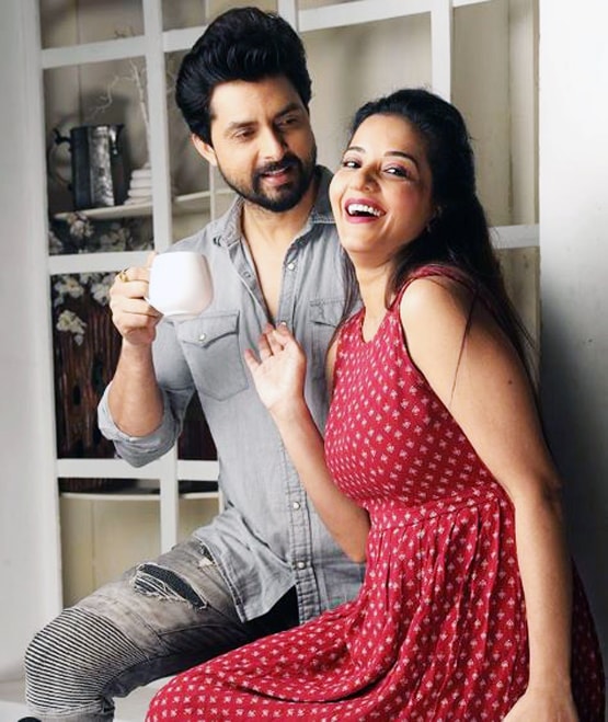 पति संग टूर पर निकलीं टीवी एक्ट्रेस मोनालिसा, शेयर की शानदार फोटोज