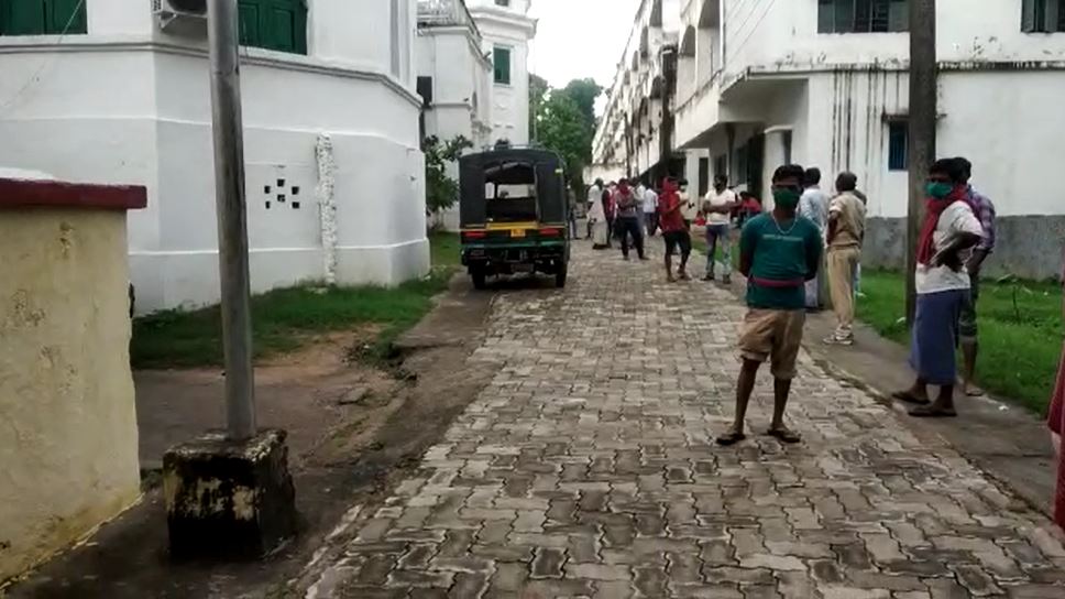 खून के छीटों से खुला हत्या का राज