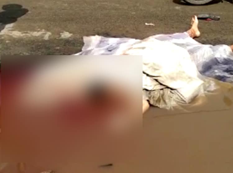 सनकी पति ने कुदाल से काटा पत्नी का सिर, कत्ल कर पहुंचा थाने