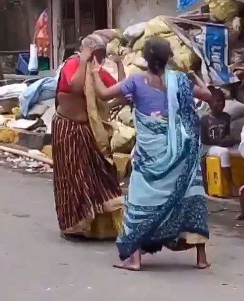 बूढ़ी महिलाओं ने किया ऐसा डांस
