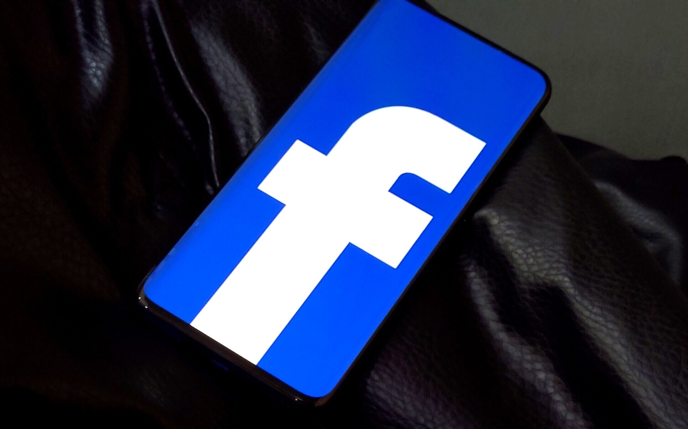 Instagram: अब ऐसे यूजर्स से ID प्रूफ मांग सकती है कंपनी