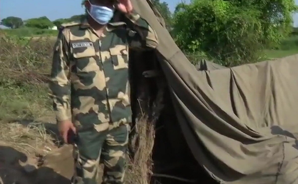 PAK बॉर्डर पर मिली सुरंग