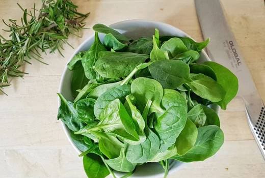 खाने में जरूर खाएं हरी सब्जियां