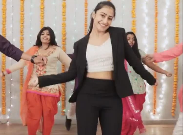 युजवेंद्र चहल की मंगेतर का डांस वीडियो वायरल, 'लहंगा' गाने पर जमकर थिरकीं