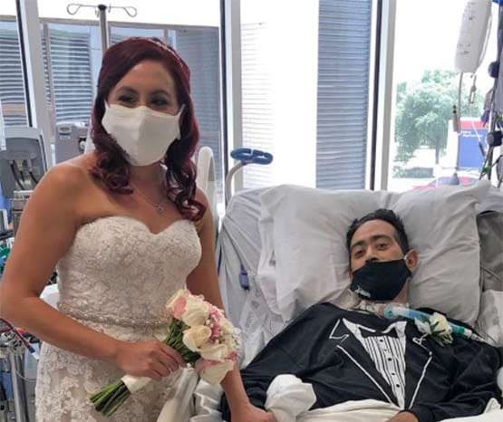 कोरोना भी नहीं रोक सका प्यार, गंभीर मरीज ने हॉस्पिटल में की शादी