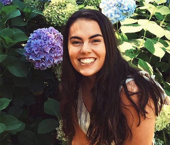 कोरोना वैक्सीन: 22 साल की साइंटिस्ट अपनी मौत का जोखिम उठाने को तैयार