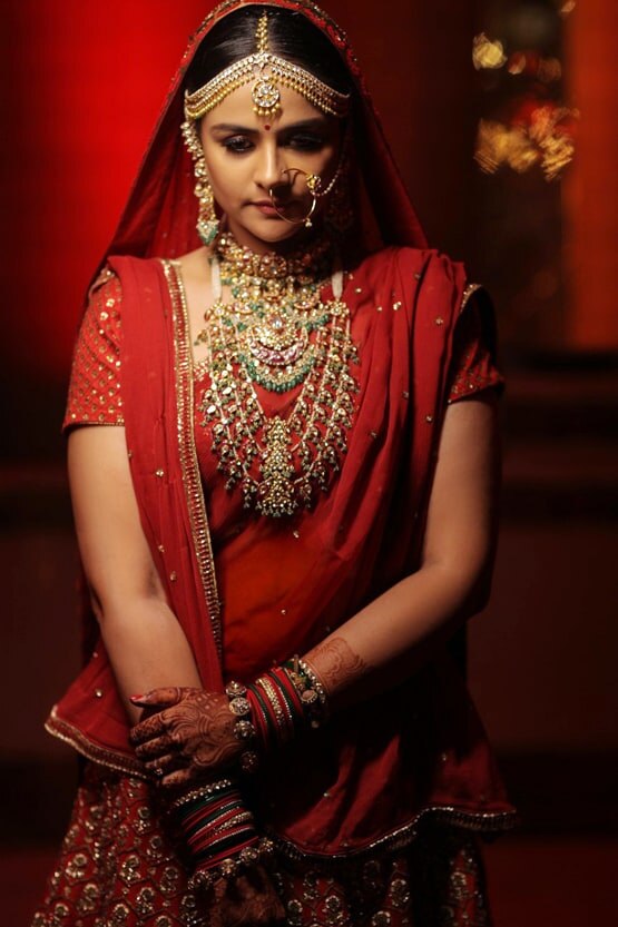 दुल्हन के लिबास में बेहद खूबसूरत नजर आईं प्राची तेहलान, देखें इनसाइड Photos