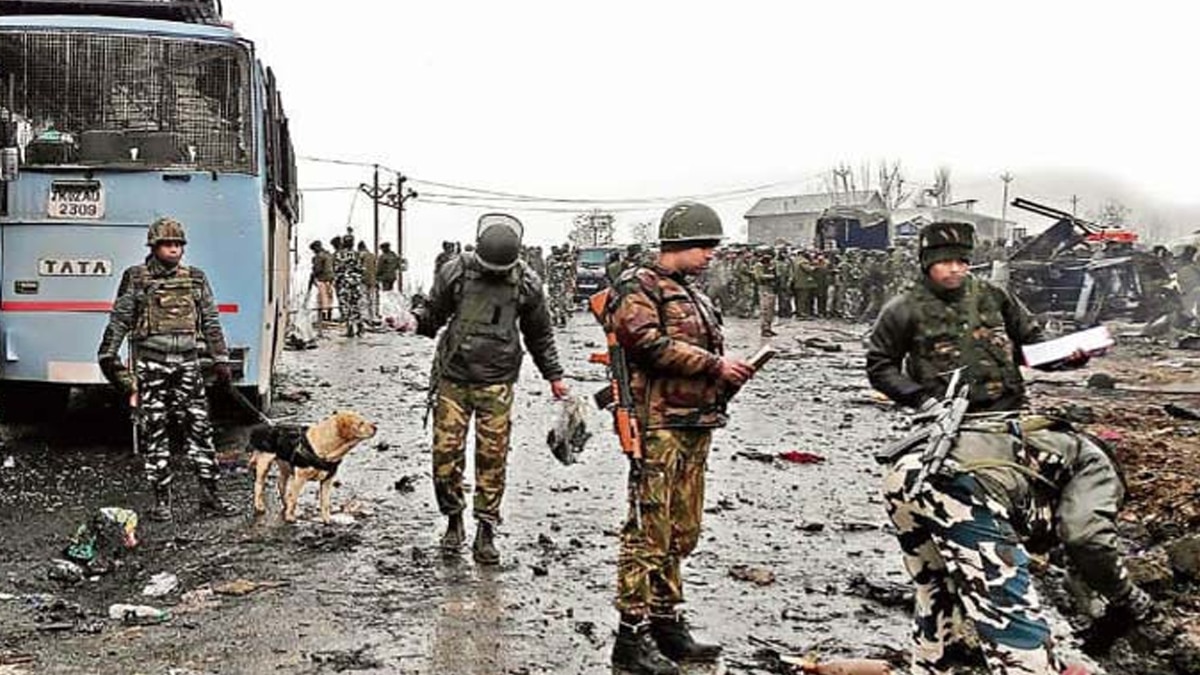 पुलवामा हमले में आरोपी.