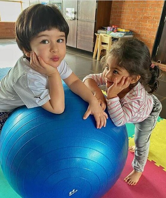 रक्षाबंधन पर कपूर खानदान का रियूनियन, करिश्मा कपूर गायब, आलिया आईं नजर