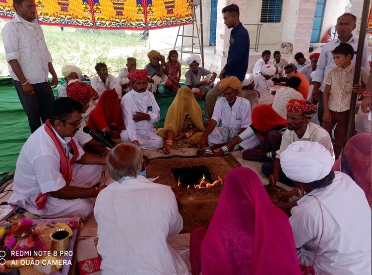 मुगलकाल में बने थे मुस्लिम, राम मंदिर भूमि पूजन के दिन 250 लोग बने हिंदू