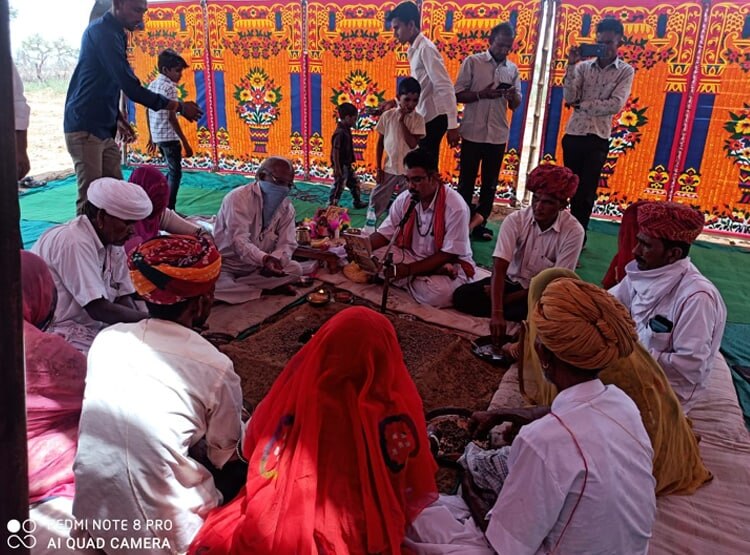 मुगलकाल में बने थे मुस्लिम, राम मंदिर भूमि पूजन के दिन 250 लोग बने हिंदू