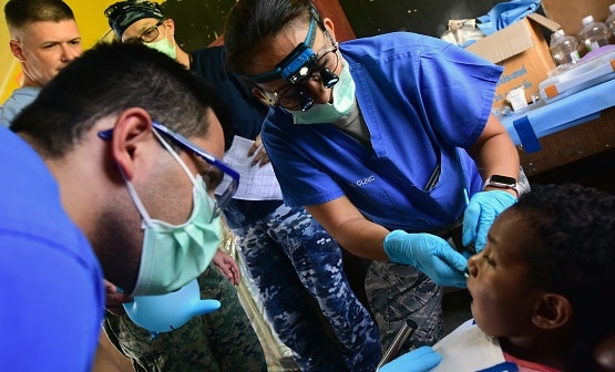 चीन ने इस देश में मजदूरों को लगा दी कोरोना वैक्सीन, हुआ हंगामा