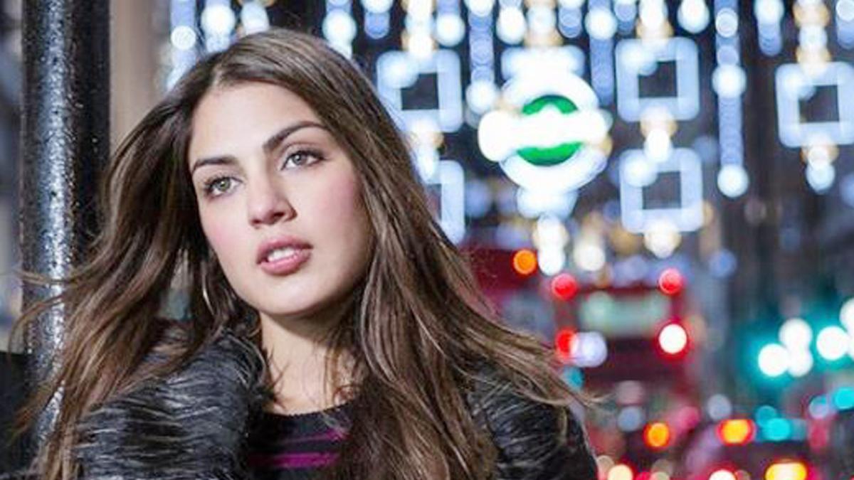 र‍िया चक्रवर्ती