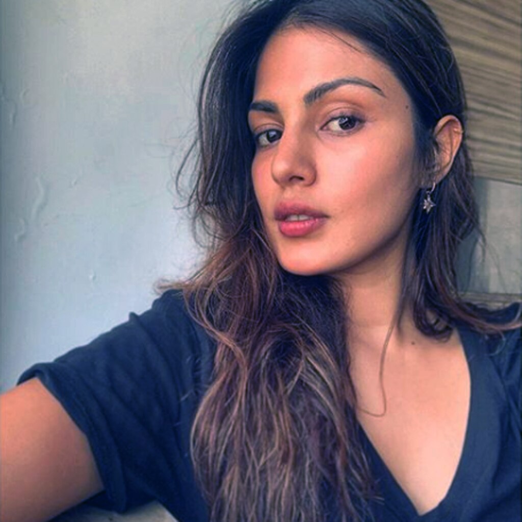 रिया चक्रवर्ती