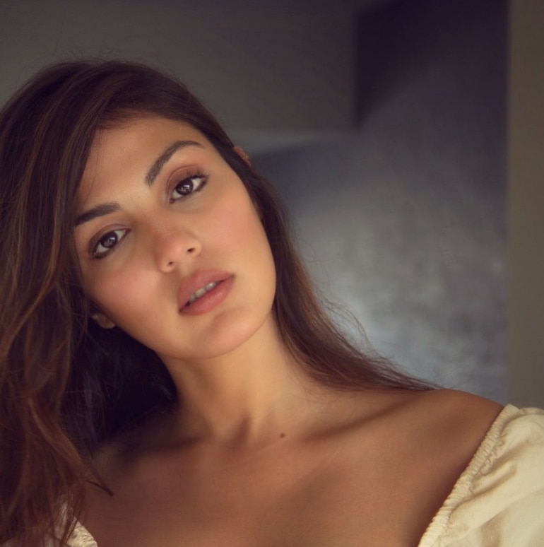 रिया चक्रवर्ती