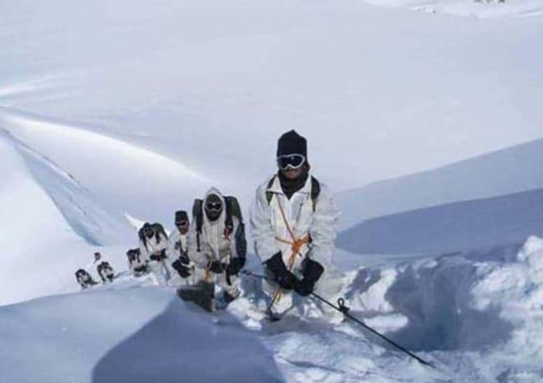 लद्दाख तक नई सड़क, दुश्मन की नजर में आए बिना सीमा तक पहुंचेंगे जवान