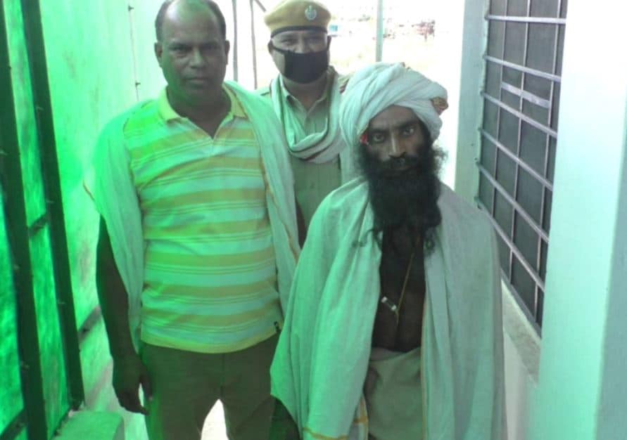 बेटे की चाह में तांत्रिक के पास गई महिला, शरीर में ठोक दी कील, हुई मौत