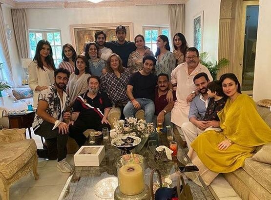 रक्षाबंधन पर कपूर खानदान का रियूनियन, करिश्मा कपूर गायब, आलिया आईं नजर