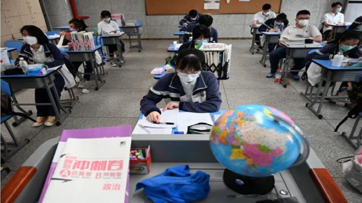 वुहान में अब खुलेंगे स्कूल कॉलेज