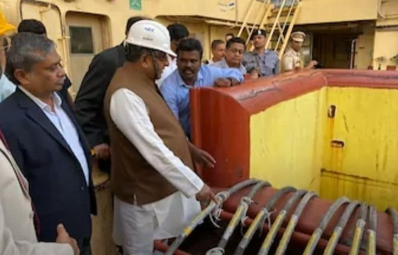 चंद सेकेंड्स में डाउनलोड हो जाएगी फिल्म, समुद्र में ऐसे बिछाई गई केबल