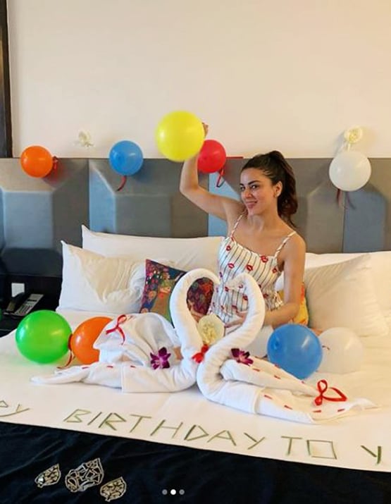 ब्लैक स्व‍िमसूट में श्रद्धा आर्या का ग्लैमरस अंदाज, शेयर की फोटोज