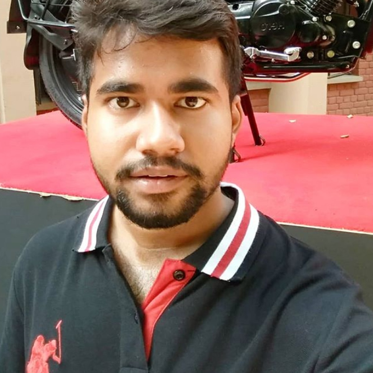 श्रेष्ठ अनुपम