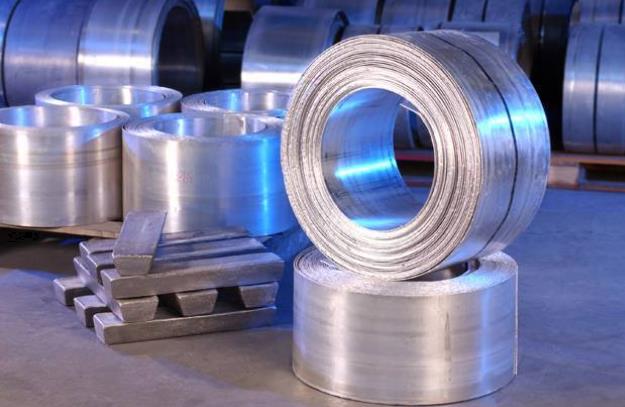 निर्यात में सुधार, मंत्री बोले- आत्मनिर्भर भारत की दिशा में कदम