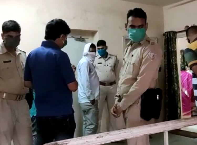 पुलिस सब इंस्पेक्टर ने लॉकडाउन में की शादी, क्वारनटीन में खुदकुशी