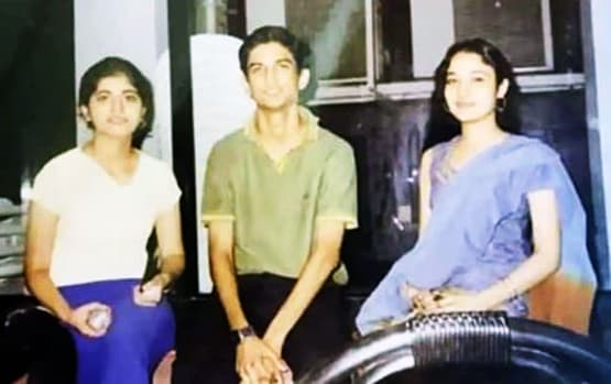 सुशांत की बहन श्वेता ने भाई को राखी बांधते हुए शेयर की पुरानी फोटो, लिखा ये