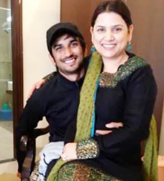 सुशांत की बहन श्वेता ने भाई को राखी बांधते हुए शेयर की पुरानी फोटो, लिखा ये