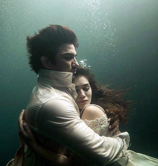 सुशांत केस में CBI जांच की मांग तेज, कृति सेनन-अंकिता लोखंडे ने मांगा न्याय