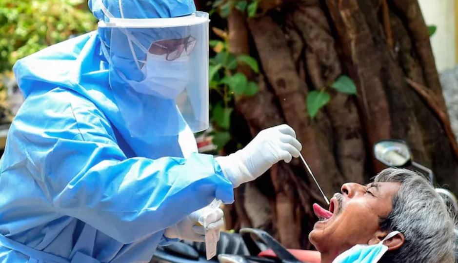 स्वैब लेने के बाद नवजात की मौत