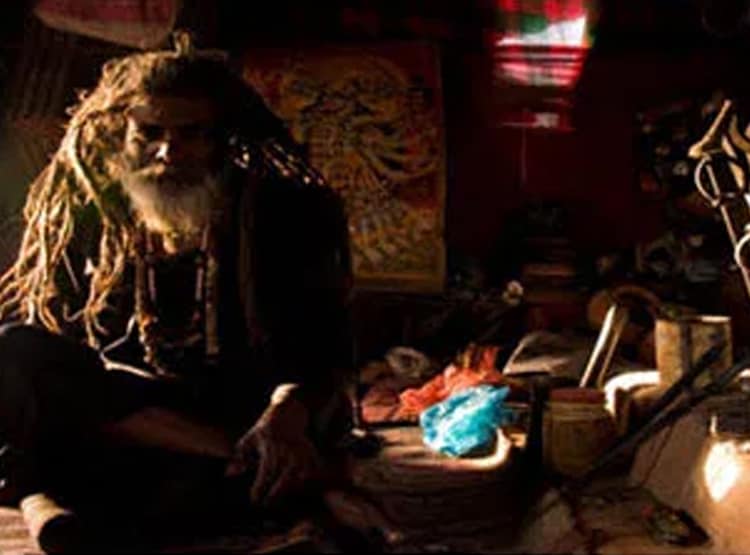 तंत्र विद्या कर रहे थे 2 भाई, एक की मौत हुई तो दूसरा शव को करने लगा जिंदा