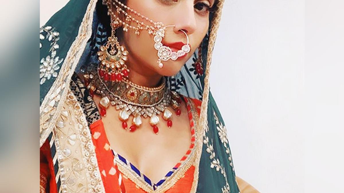 चारू असोपा